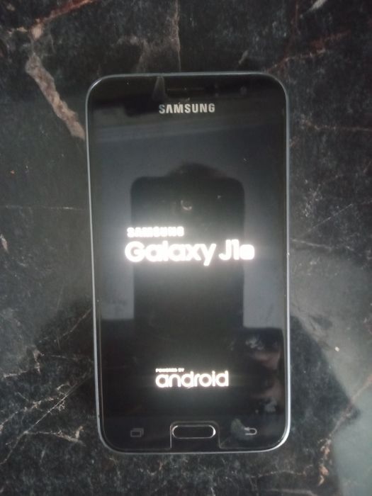 Телефон SAMSUNG Galaxy 10. androld