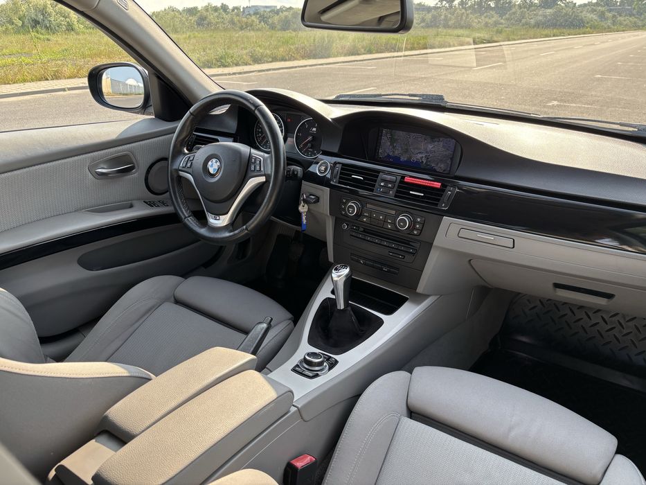 BMW Seria 3 2010 — imagine 5