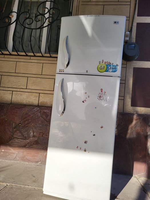 Холодильник Лж ноуфрост