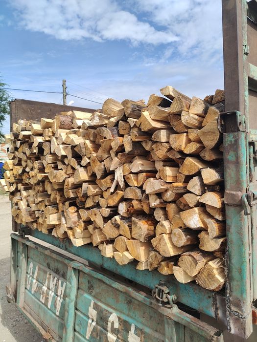 Дрова берёза колотая. Доставка и Самовывоз