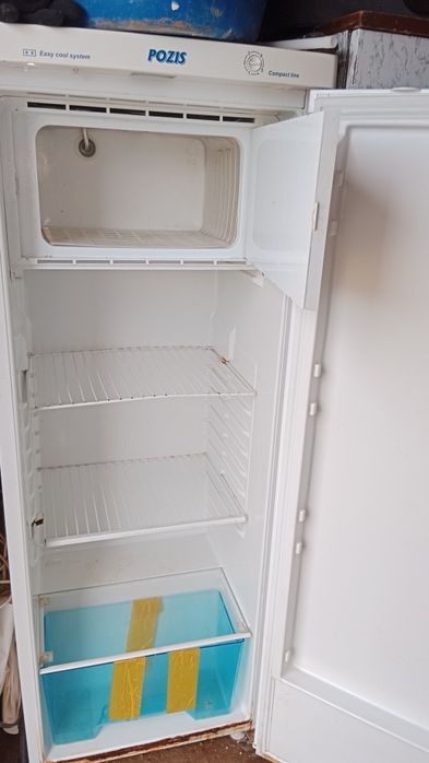 Холодильник бу продам