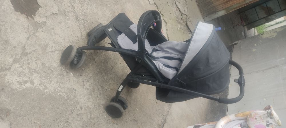 Отдам коляску  за