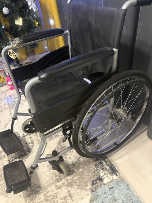 Инвалидная коляска