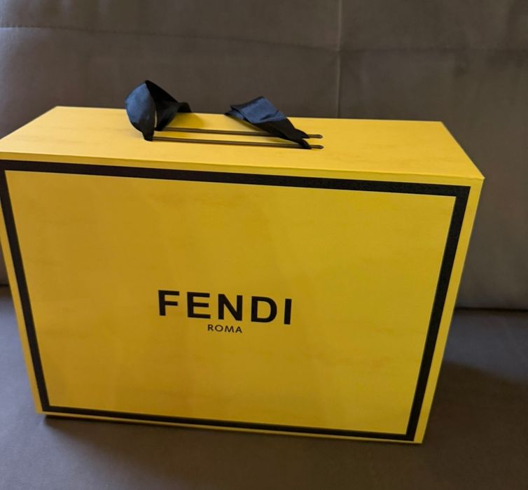 Fendi baguette оригинална чанта