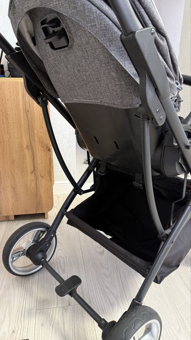 Коляска прогулочная dearest