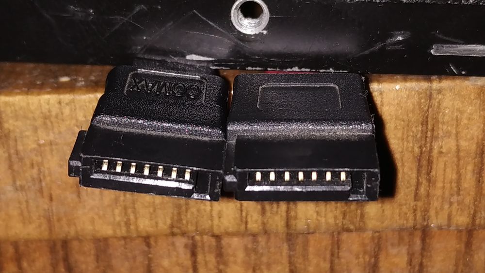 SATA-кабели для HDD/SSD