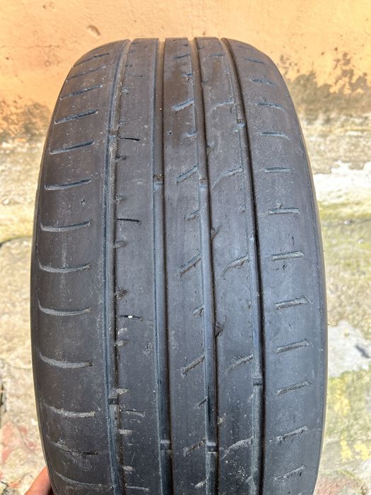 Продам резину Bridgestone 235/55R19