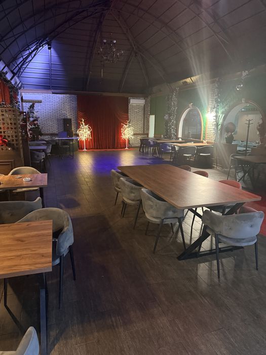 Продам готовый бизнес новый Паб полный штат и постоянные посетители