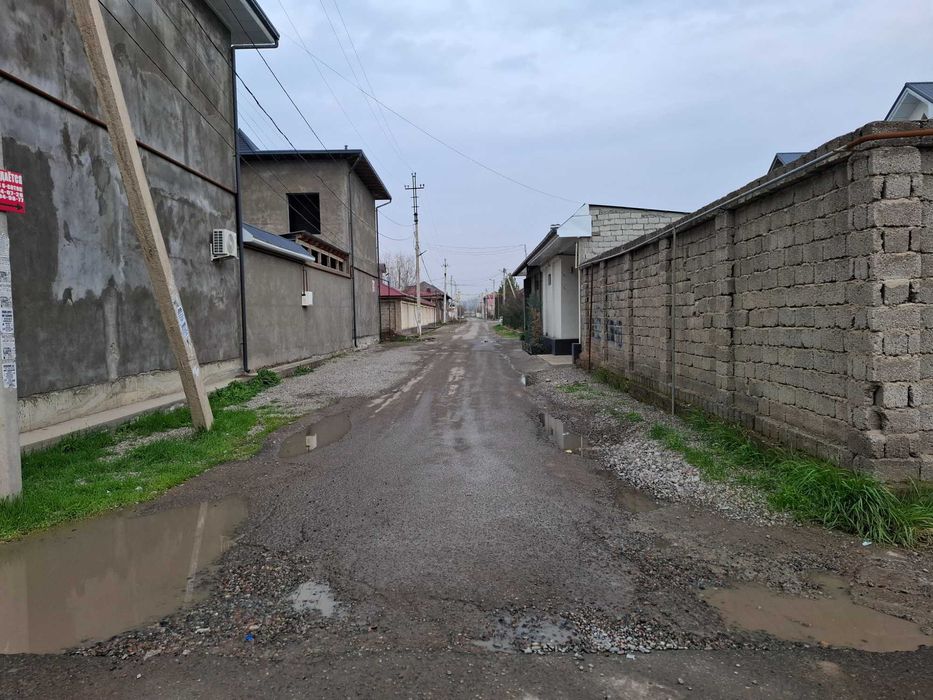 Дурмен Хайдаробод!Про-ся 2,5-соток дом каробка 7-комнат