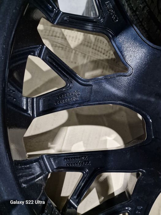 Volvo Pejo 20 цола+гуми 245 45 20 топ състояние супер нов модел