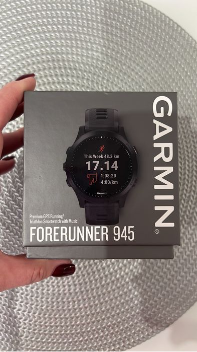 Продам Garmin 945