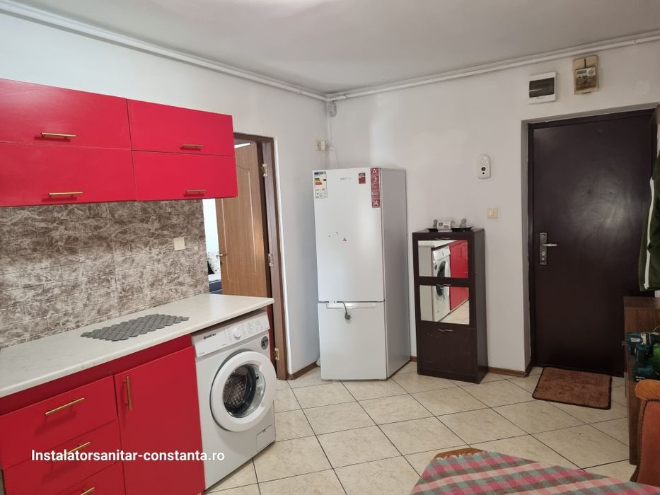 Apartament 2 camere – Zona Centrală, Centrală Proprie