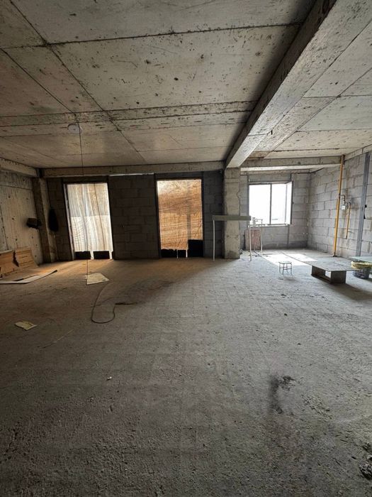 Продается 3-комнатная квартира в новостройке Возле Piramit Tower 105м2