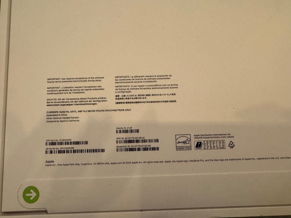 MacBook 2024 Pro 14inch M3 24GB 1TB SSD Space Black SIGILAT