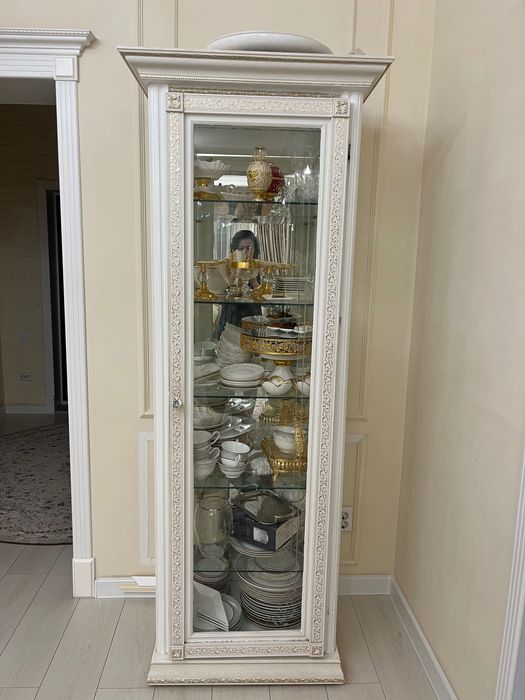 Продам горку сервант