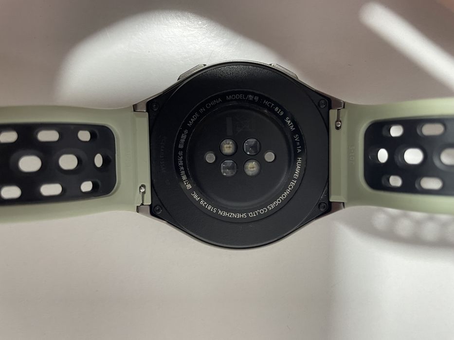 Vând smartwatch huawei watch gt 2e