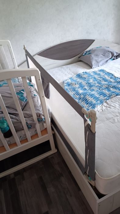 Продам бортик в хорошем состоянии