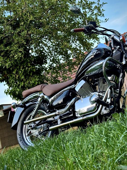 Suzuki Intruder VL250