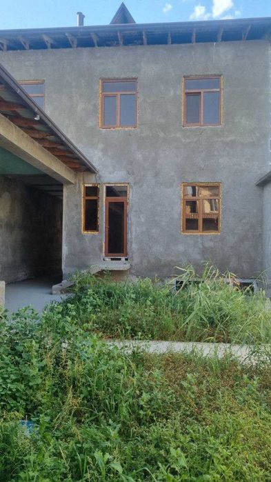 Ховли сотилади: Сергели 3 ва 4 метро бекатлари ораси