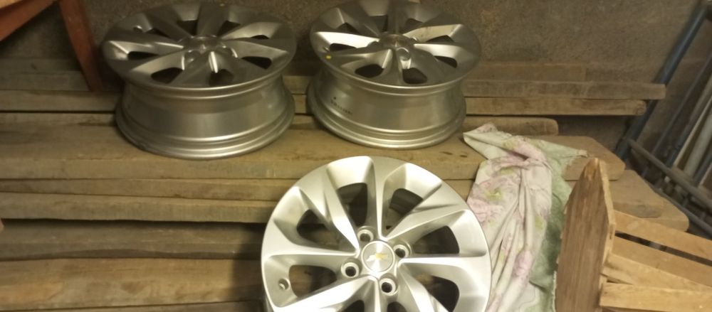 onix saka diska r 15