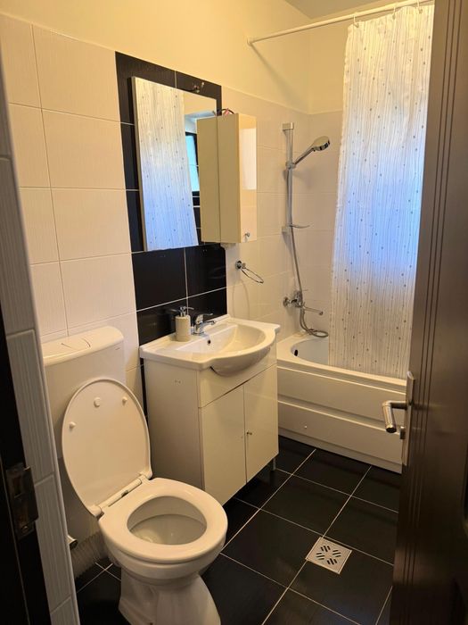 Apartament doua camere, decomandat 54 mp., loc de parcare cu CF, str.  Stejarului, Floresti