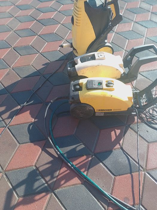 Vind pompă Karcher HD în stare