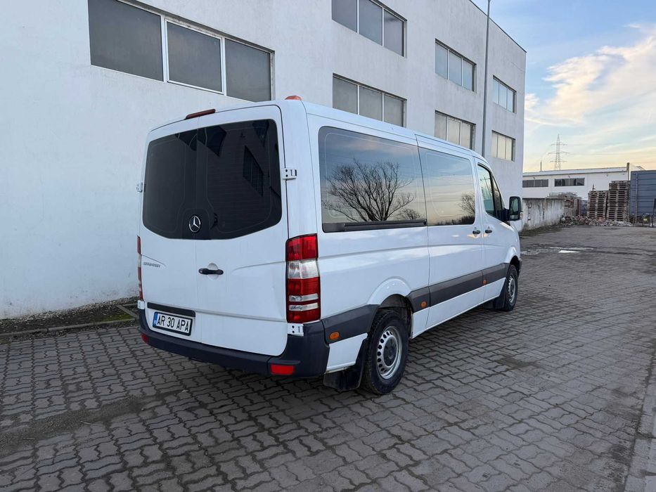 Mercedes Sprinter 2.2 Diesel 2010 cu 8+1 locuri Inmatriculat Ro