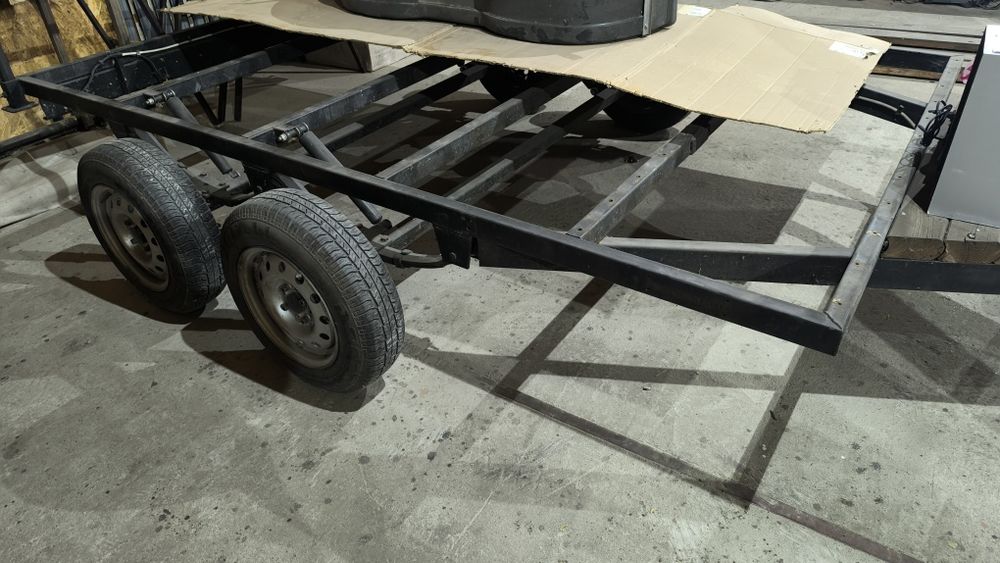 Прицеп двухосный