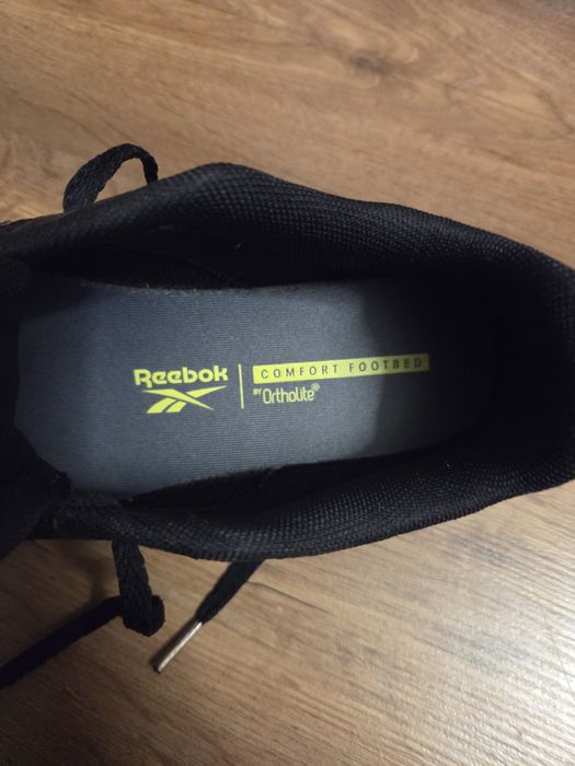 Кецове Reebok – №37 
Продавам оригинални кецове Reebok, номер 37.
Об