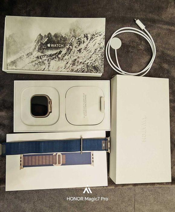 Apple Watch Ultra 2, GPS, Cellular, Carcasa Titanium 49mm