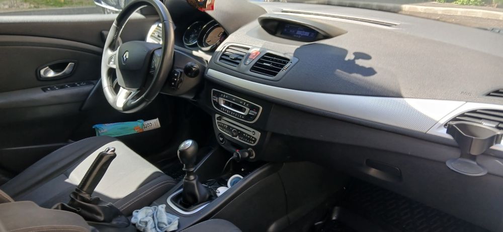 Vând renault megan 3  2009.  1.5 dci,diesel 110cp