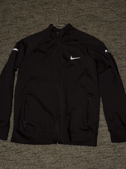 Мъжки стилни горнища много приятна материя!