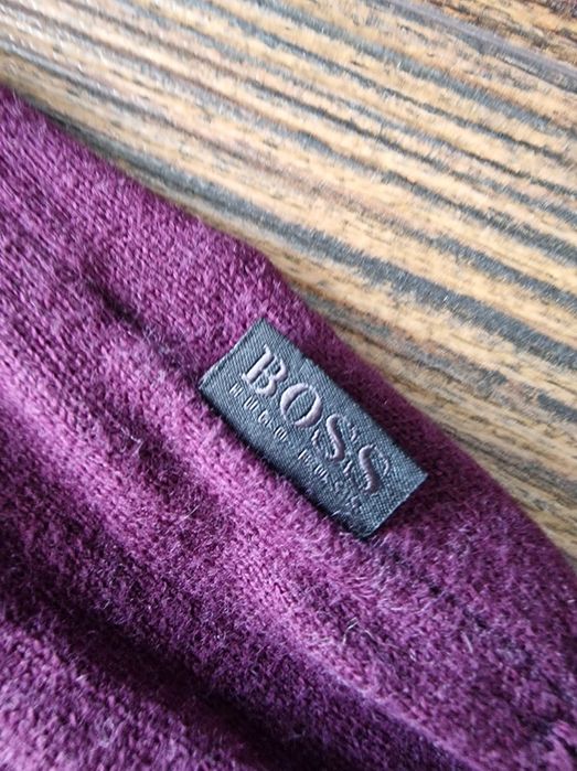 Страхотен мъжки пуловер HUGO BOSS  размер 2XL, вълна
и памук, без забе