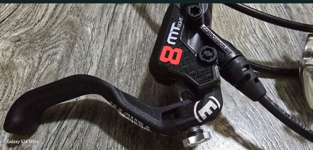 Нови спирачки сет MAGURA MT8 PRO