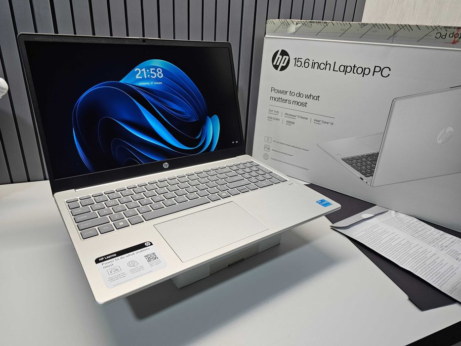 ПРОДАМ HP Laptop 15 (2026) Ноутбук Core™ i3 13-ПОКОЛЕНИЯ/8GB/256GBSSD.