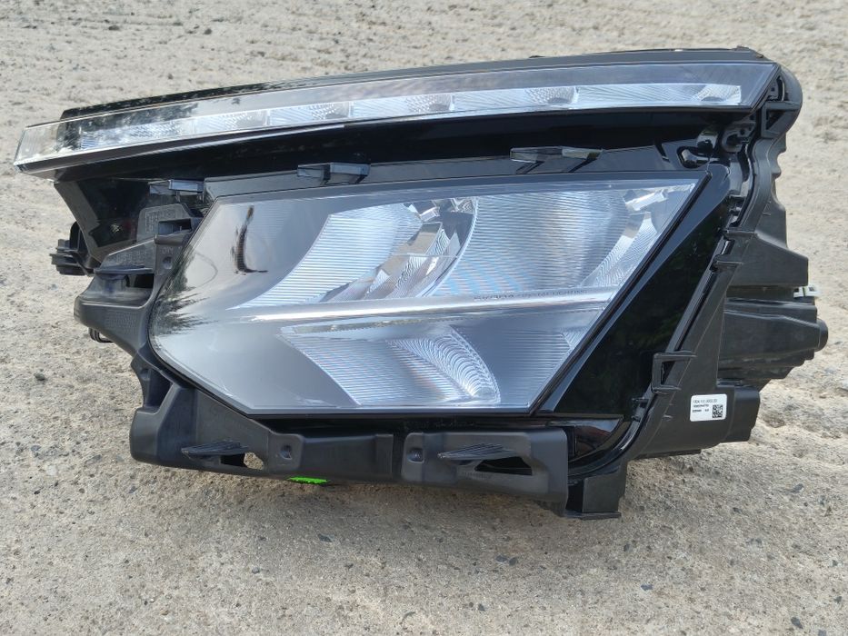 Ляв фар Skoda Kamiq Facelift 2023-2026г.