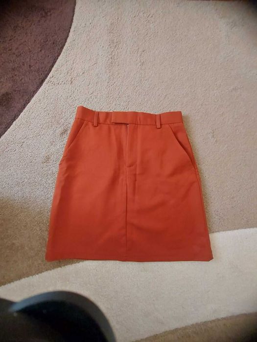 Нова пола с етикет!