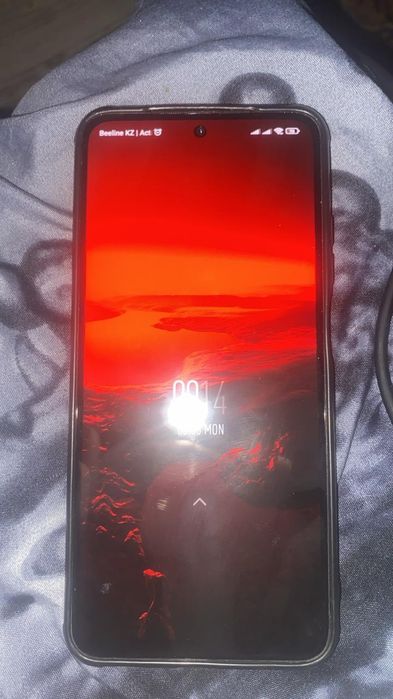 Продам смартфоны Redmi и ZTE