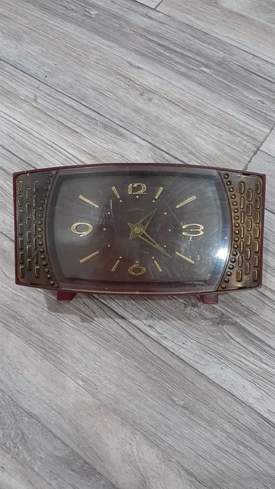 Продам часы механические