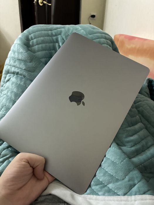 MacBook air m1 256