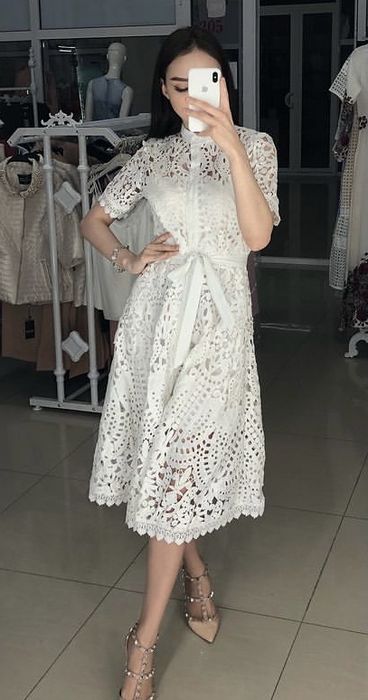 Белое платье