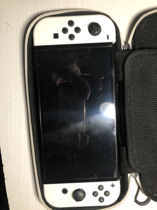 Vand/Schimb Nintendo switch oled