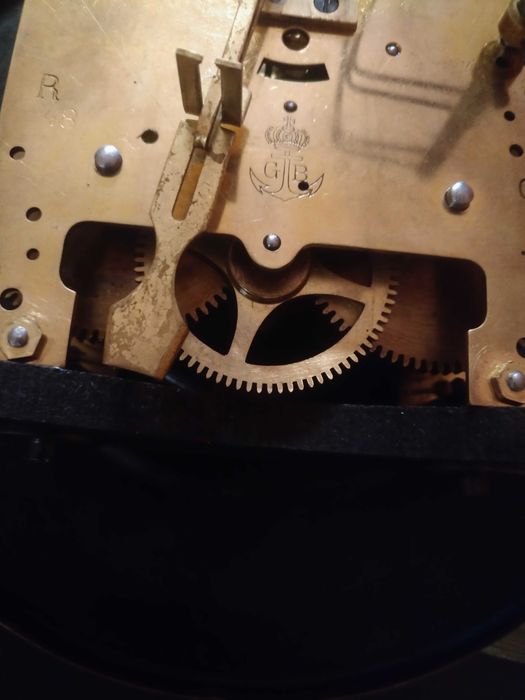 pendula perete  din 1927  Gustav Becker