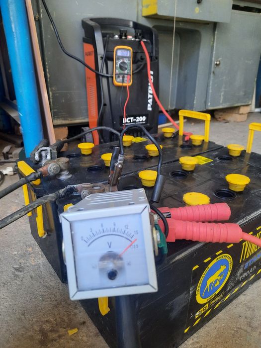 Зарядка  ремонт и  аккумулятора .