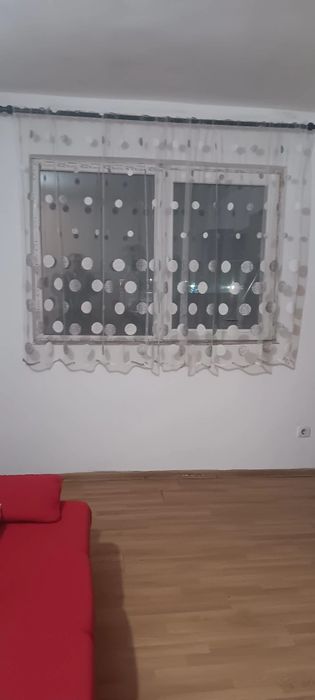 Ofer spre închiriere garsonieră