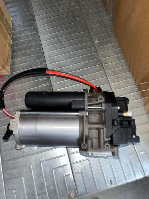 Compresor perne aer perna audi q7 4m touareg cayenne q8 bloc valve nou