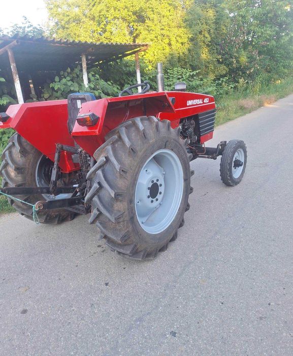 Tractor Universal 453, an 2004, greu si semigreu, distanțier mare, servodirectie, carte RO