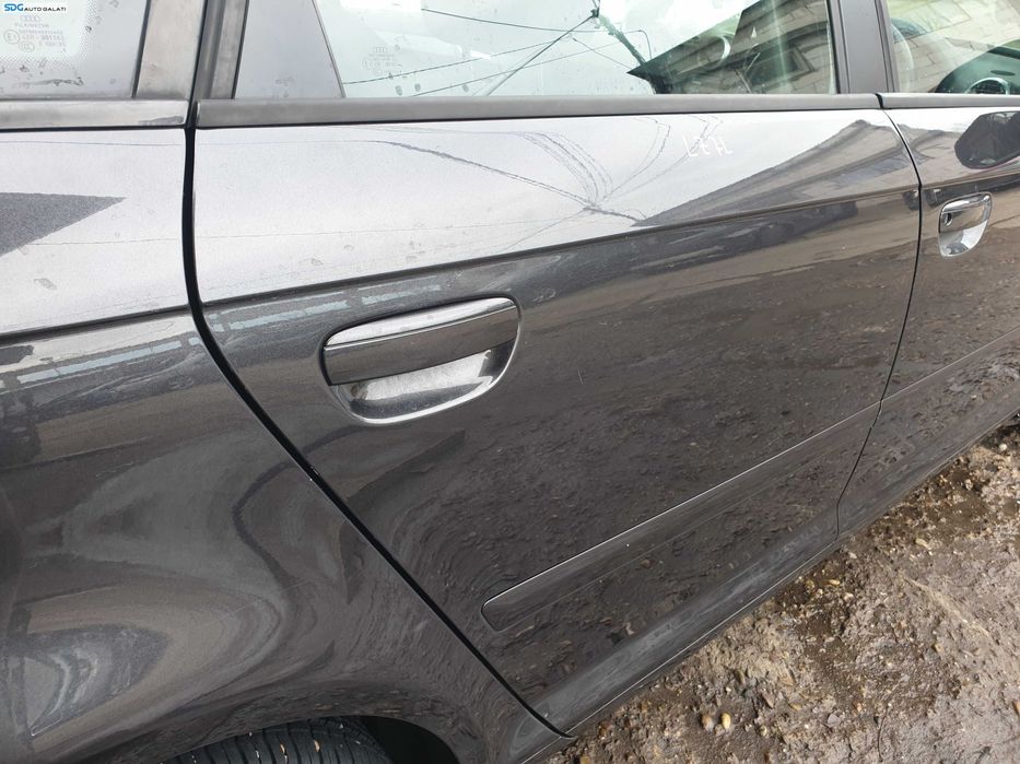 Usa Usi Portiera Portiere Dreapta Spate Dezechipata Audi A3 8P Sportback Hatchback 2004 - 2013 Culoare LZ7L [K2037]