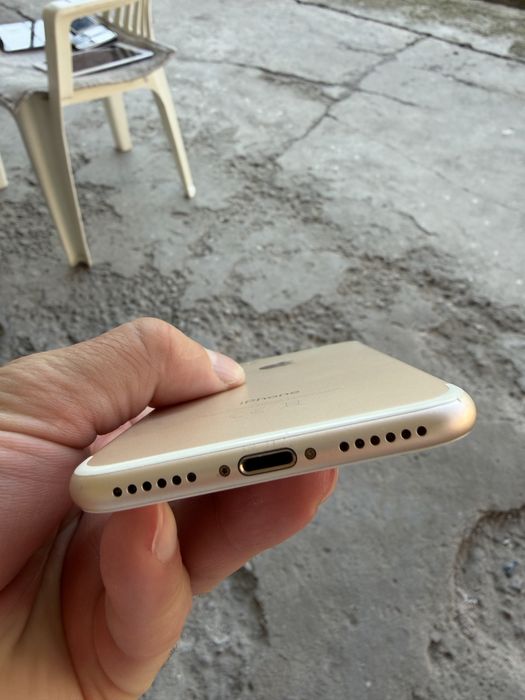 Iphone 7 gold ideal icloud
