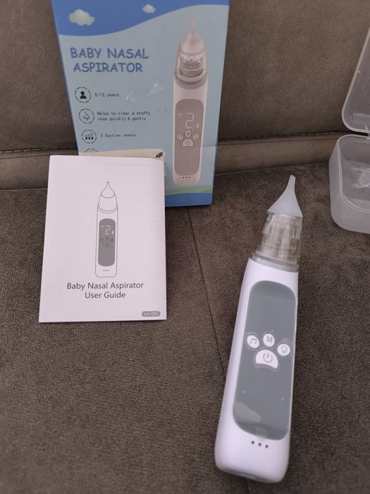 Аспиратор за нос за бебе